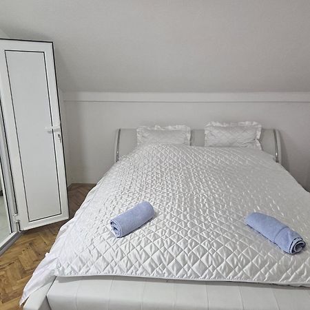 Vila Petunija Sjenica Quarto foto